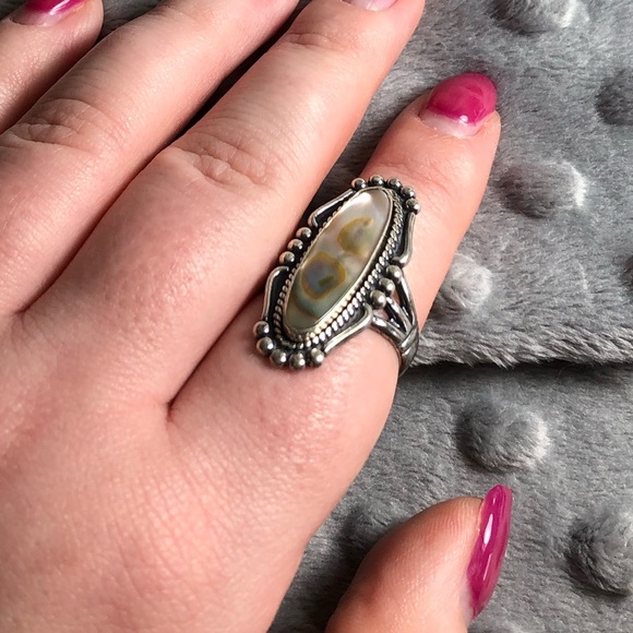Native American Abalone/Sterling Ring - Picture 4 of 9
